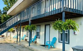 Rockwood Resort Motel